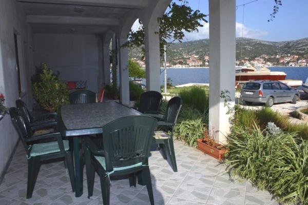 Apartments Ivan Orlic Vinišće Camera foto