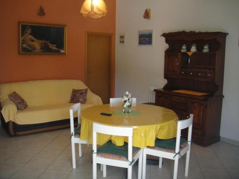 Apartments Ivan Orlic Vinišće Camera foto